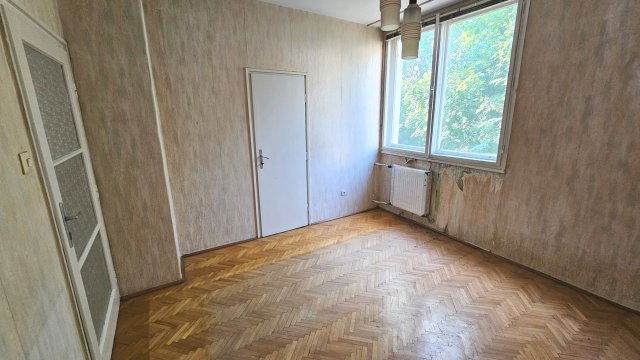 Eladó téglalakás, Szegeden, Vedres utcában 42 M Ft, 2 szobás