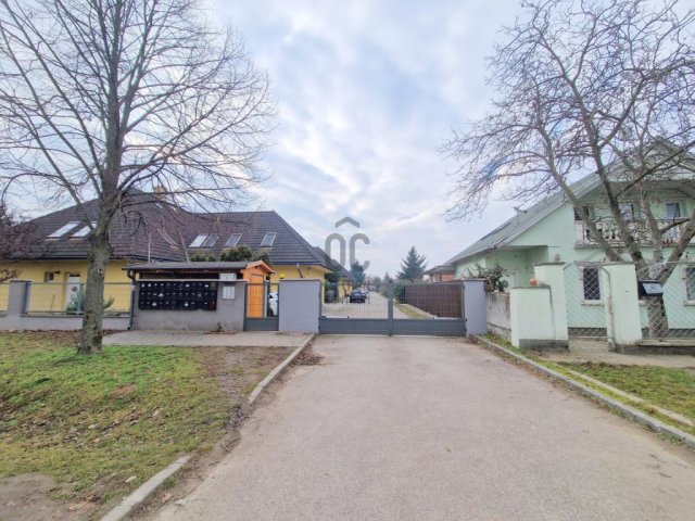 Eladó téglalakás, Budapesten, XVIII. kerületben 127 M Ft