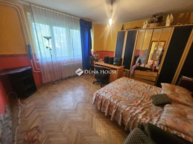 Eladó sorház, Berhidán 40 M Ft, 5 szobás / költözzbe.hu