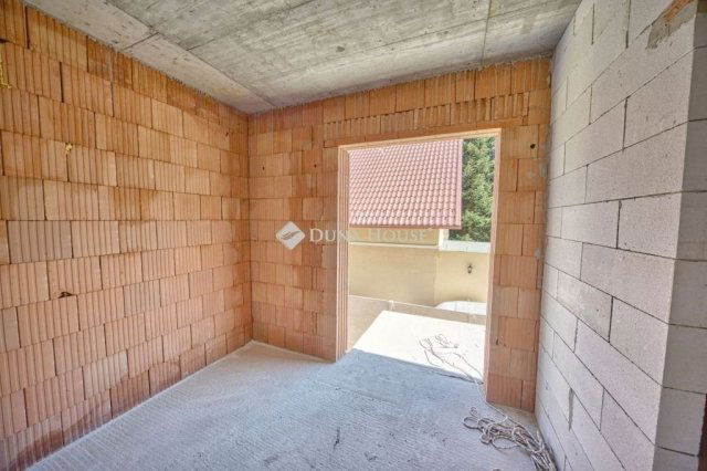 Eladó ikerház, Budapesten, XVIII. kerületben 127.5 M Ft, 5 szobás