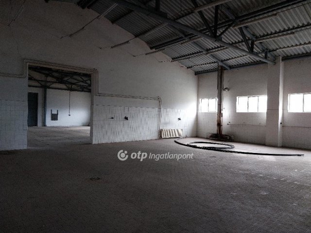 Eladó ipari ingatlan, Mohácson 99 M Ft / költözzbe.hu