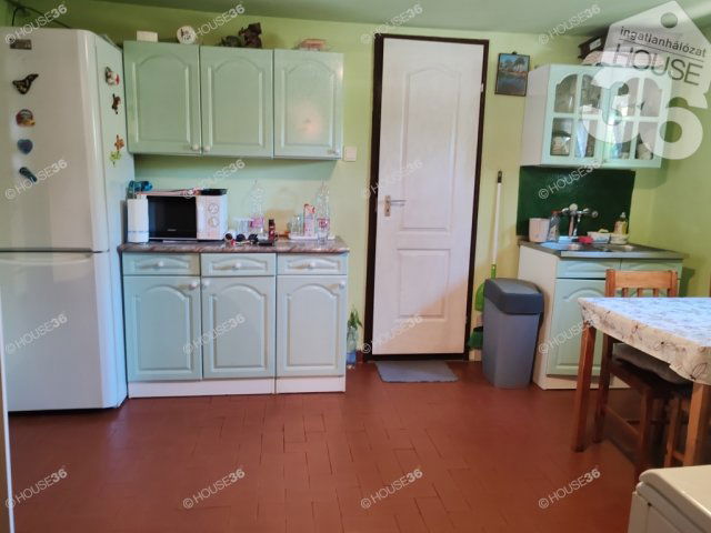 Eladó családi ház, Kecskeméten 33.9 M Ft, 3 szobás