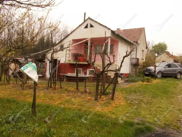 Eladó nyaraló, Bocskán 4.5 M Ft, 1 szobás / költözzbe.hu