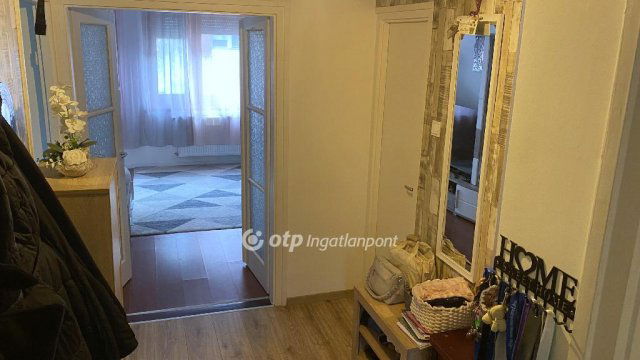 Eladó téglalakás, Kisújszálláson 39 M Ft, 2+1 szobás