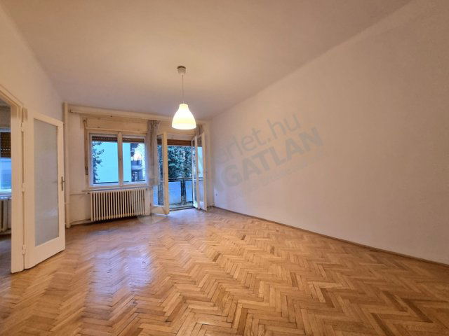 Kiadó téglalakás, albérlet, VI. kerületben, Andrássy úton