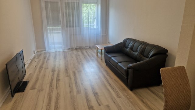 Kiadó panellakás, albérlet, Győrött 170 E Ft / hó, 2 szobás