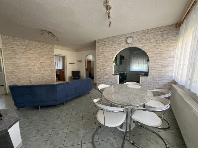Eladó családi ház, Zalacsányon 85 M Ft, 4 szobás
