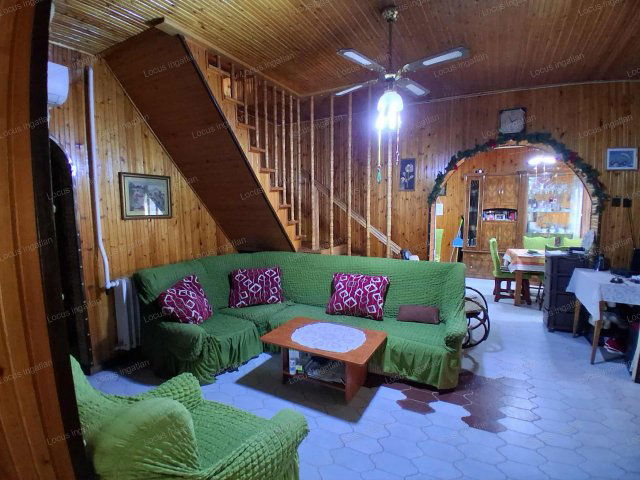 Eladó családi ház, Cserkeszőlőn 43.5 M Ft, 4 szobás