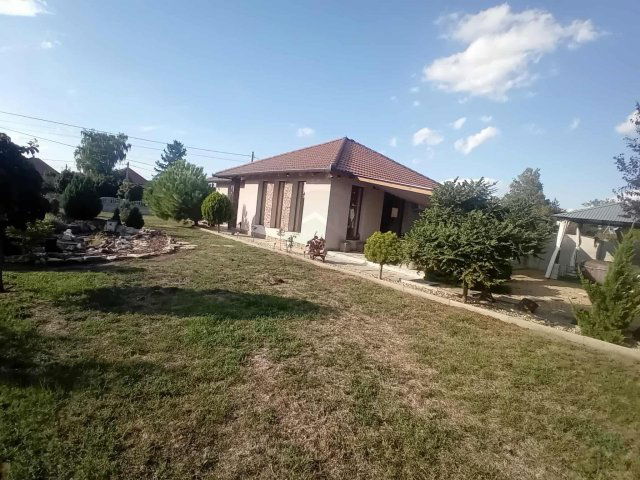 Eladó családi ház, Hatvanban 88 M Ft, 3+2 szobás