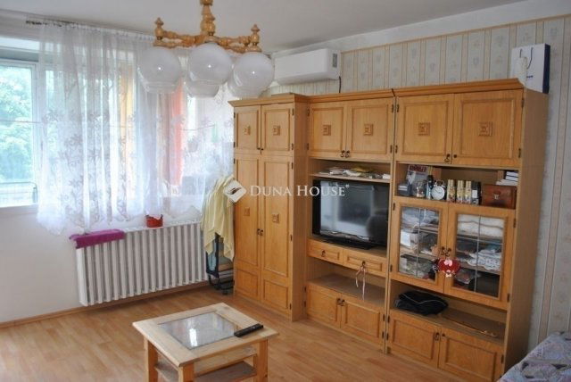 Eladó téglalakás, Budapesten, XX. kerületben 44.9 M Ft, 1 szobás