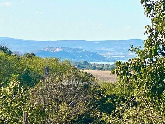 Eladó telek, Balatonendréden 10 M Ft / költözzbe.hu