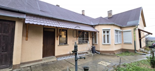 Eladó családi ház, Kölesden 28.9 M Ft, 4 szobás