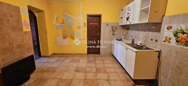 Eladó családi ház, Üllőn 53.9 M Ft, 2 szobás