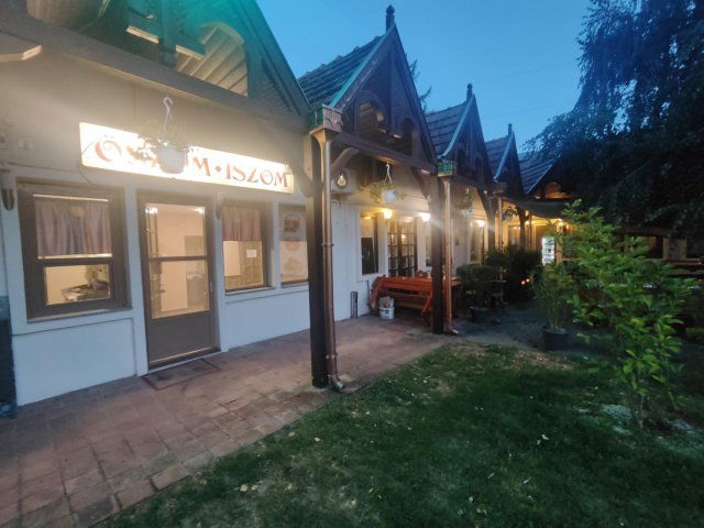 Kiadó üzlethelyiség, Hódmezővásárhelyen 130 E Ft / hó