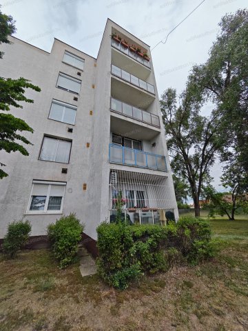 Eladó téglalakás, Jászberényben 35.99 M Ft, 3 szobás