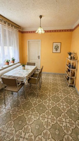Eladó ikerház, Komlón, Székely Bertalan utcában 35 M Ft