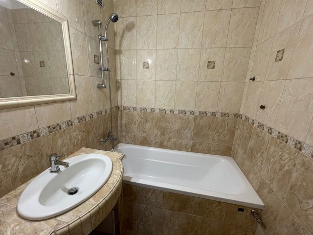 Eladó téglalakás, Nyíregyházán 52.4 M Ft, 3 szobás