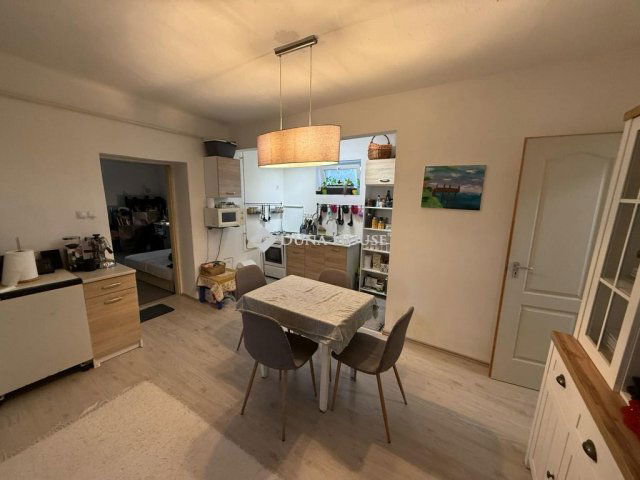 Eladó családi ház, Mosonszentmiklóson 36.99 M Ft, 3 szobás