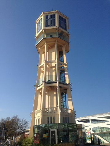 Eladó családi ház, Siófokon 94.5 M Ft, 6+2 szobás