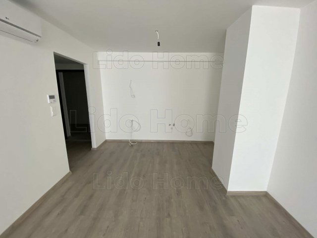 Eladó téglalakás, Siófokon 79.228 M Ft, 2 szobás