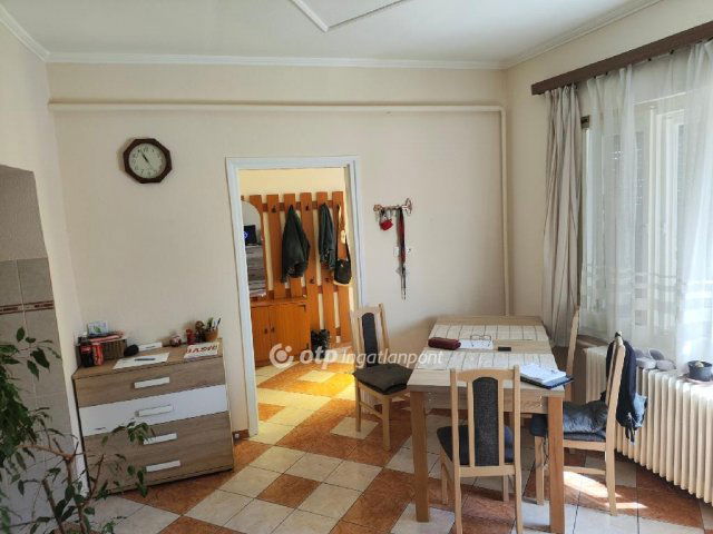 Eladó családi ház, Mezőberényben 73 M Ft, 3+1 szobás