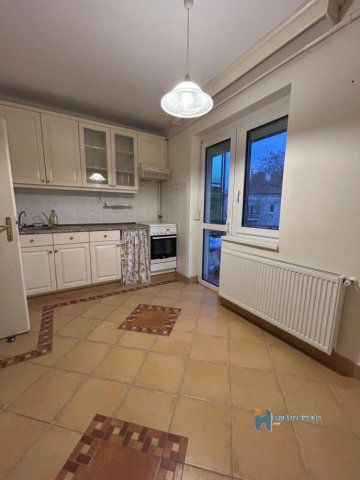 Eladó téglalakás, Debrecenben 82.9 M Ft, 2 szobás