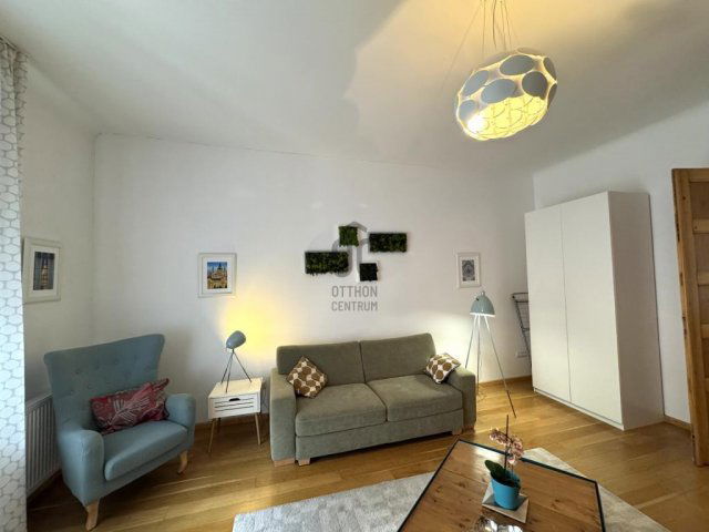 Eladó téglalakás, Budapesten, I. kerületben 209.9 M Ft, 3 szobás