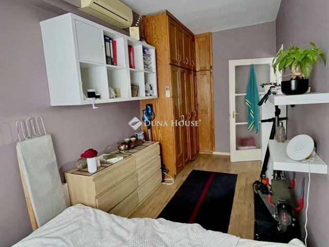 Eladó téglalakás, Kecskeméten 52.5 M Ft, 2 szobás