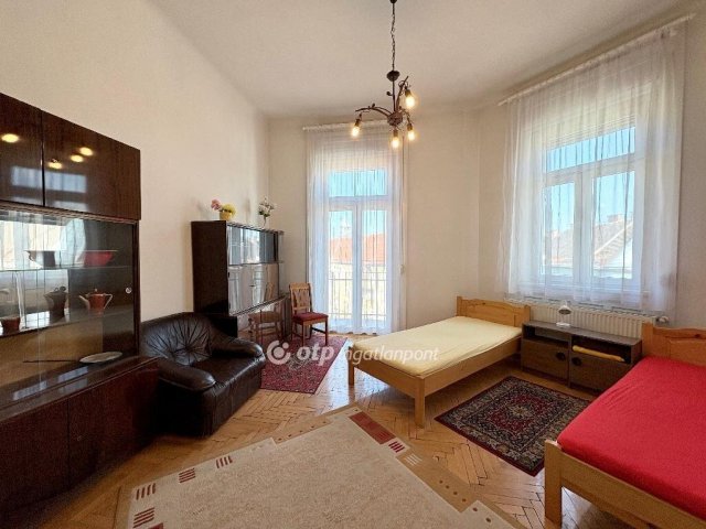 Eladó téglalakás, Budapesten, VIII. kerületben 129.9 M Ft