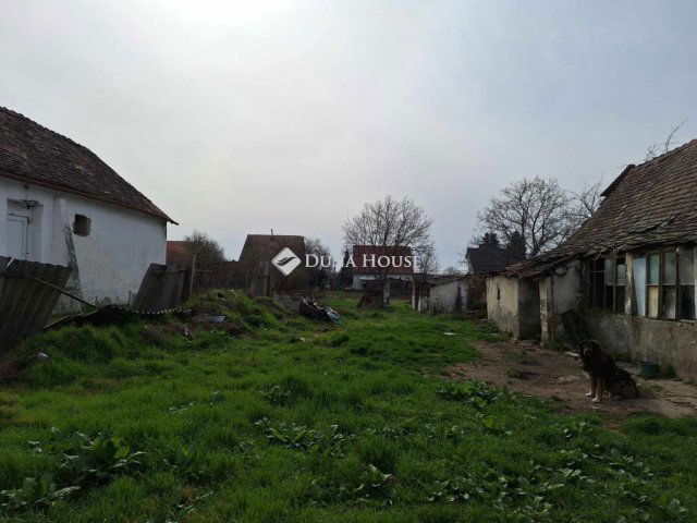 Eladó családi ház, Nagyharsányon 3.5 M Ft, 1 szobás