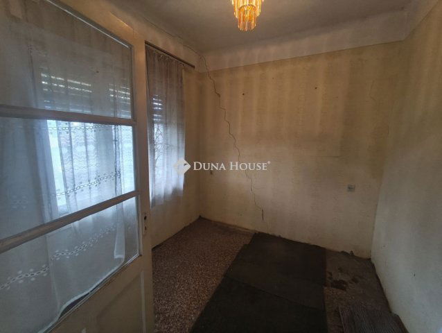 Eladó családi ház, Mezőfalván 33 M Ft, 2+1 szobás