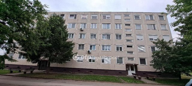 Kiadó panellakás, albérlet, Mezőhegyesen 90 E Ft / hó
