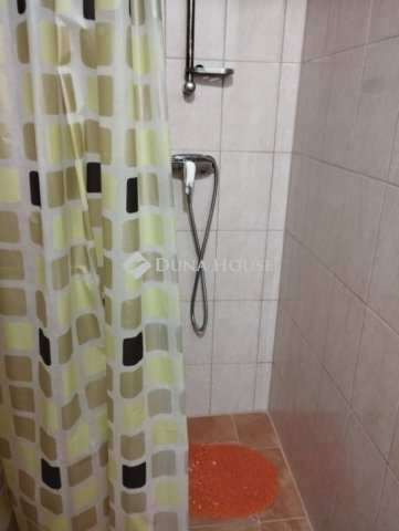 Eladó családi ház, Bodajkon 75 M Ft, 4 szobás