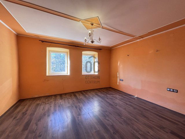 Eladó családi ház, Újszilváson 14.9 M Ft, 2 szobás