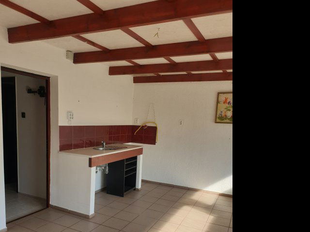 Eladó családi ház, Vecsésen 94.9 M Ft, 2 szobás