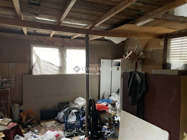 Eladó családi ház, Gyermelyen 7.2 M Ft, 1 szobás