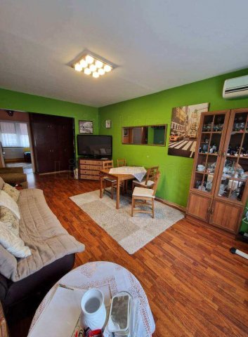 Eladó panellakás, Székesfehérvárott 55 M Ft, 2 szobás