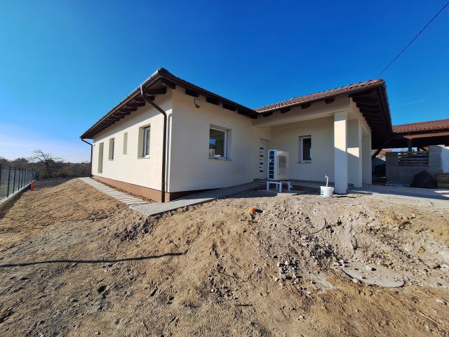 Eladó családi ház, Érden 129.9 M Ft, 5 szobás