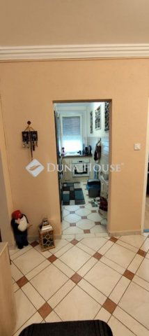 Eladó panellakás, Budapesten, III. kerületben 73.9 M Ft