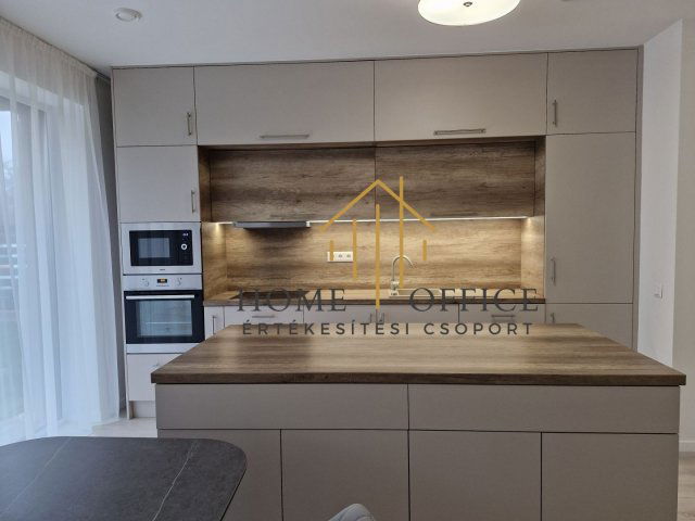 Kiadó sorház, albérlet, Debrecenben 750 E Ft / hó, 5 szobás