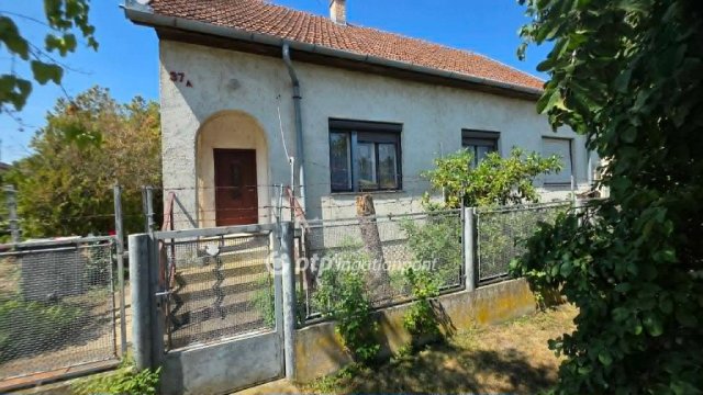 Eladó családi ház, Kabán 35 M Ft, 2+1 szobás