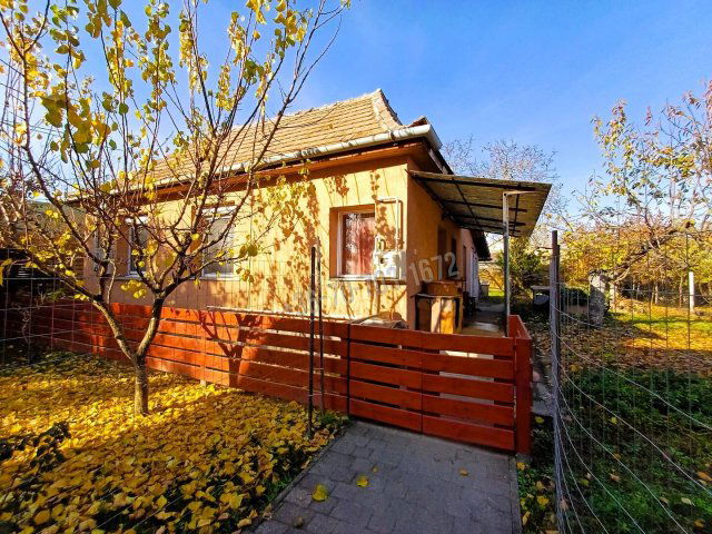 Eladó családi ház, Fóton 54 M Ft, 1 szobás