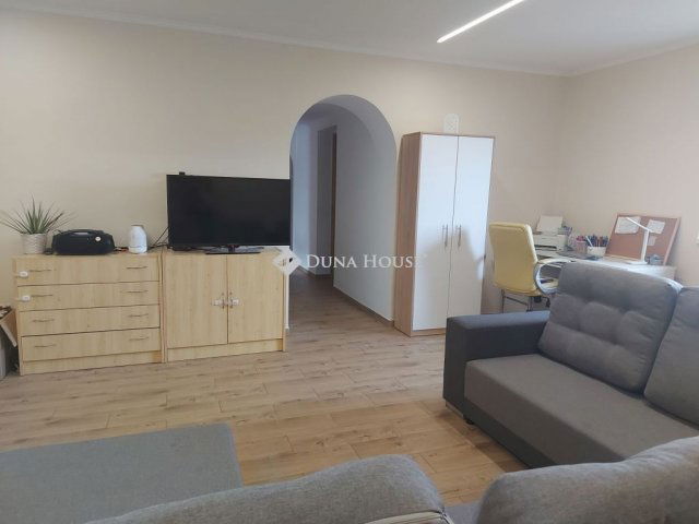 Eladó mezogazdasagi ingatlan, Ágasegyházán 45.5 M Ft, 5 szobás