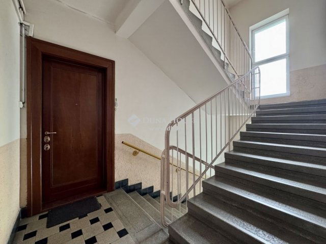 Eladó téglalakás, Budapesten, XI. kerületben 99 M Ft, 3 szobás