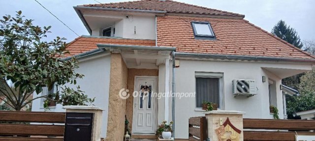 Eladó családi ház, Zalakaroson 145 M Ft, 1+2 szobás