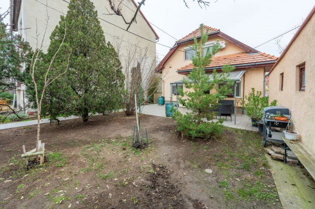Eladó családi ház, Budapesten, XXI. kerületben 114.2 M Ft