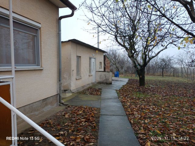 Kiadó családi ház, albérlet, Gyömrőn, Nefelejcs utcában