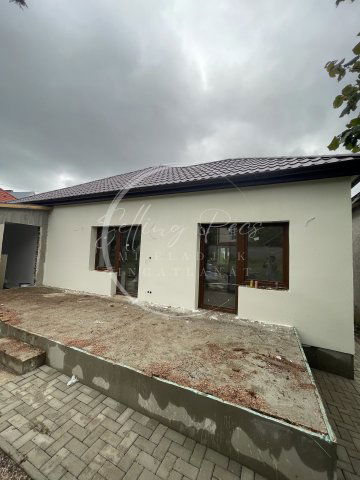 Eladó családi ház, Pécsett, Bártfa utcában 99.9 M Ft, 3 szobás