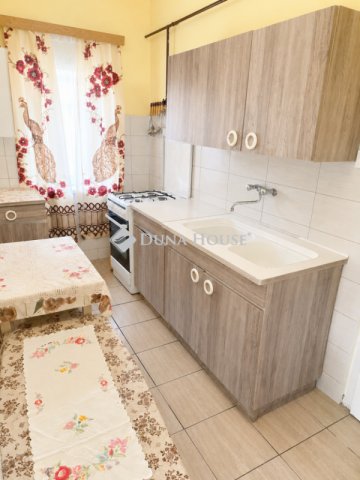 Eladó családi ház, Tápiószentmártonon 65 M Ft, 2+2 szobás