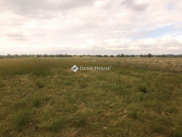 Eladó telek, Budapesten, XVI. kerületben, Bökényföldi úton